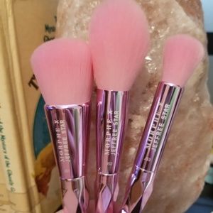 3 Morphe x Jeffree Star Brushes